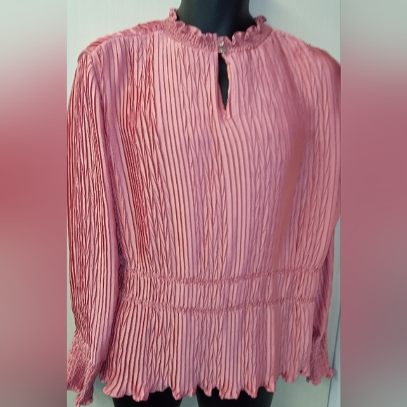 Spring or Easter /Pleated Ruffled Blouse NWT - Picture 2 of 8